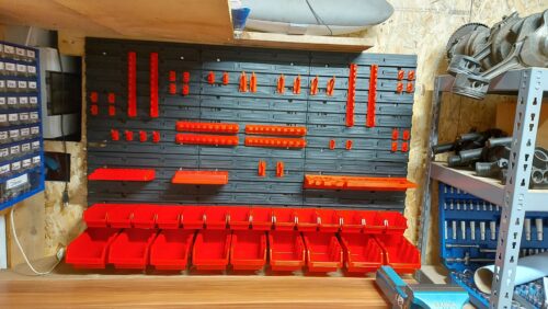 Stěna na nářadí 1560×780 mm – 47 boxů s držáky photo review